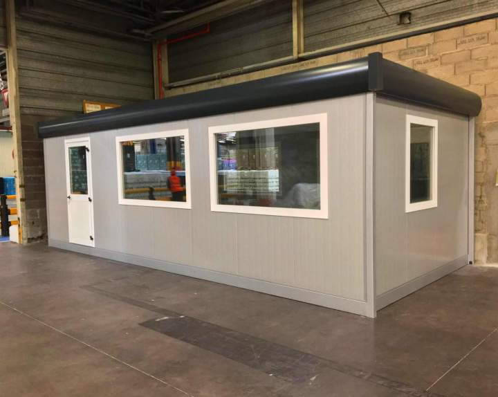 Nous proposons la location d’espaces de travail modulaires.